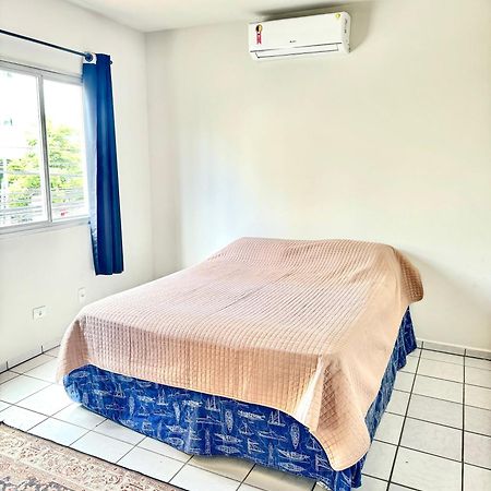 Apartamento No Centro Balneário Camboriú Exterior foto